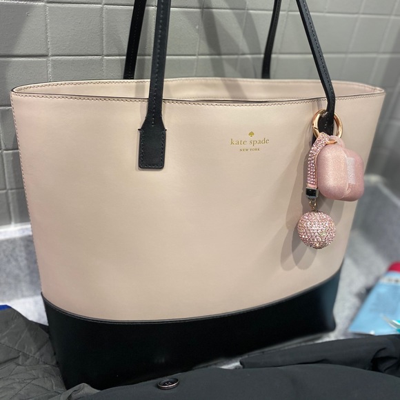 kate spade Handbags - Kate Spade Purse